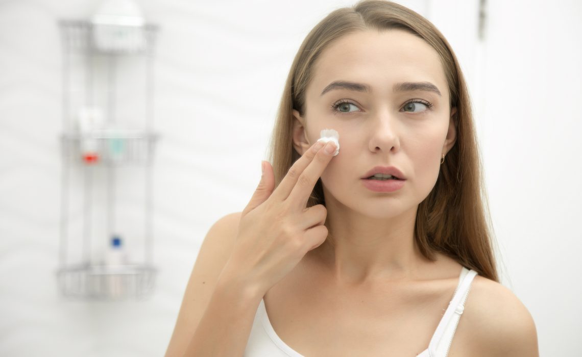 Lubricar Lengua macarrónica montículo Las 15 mejores cremas antiarrugas según dermatólogos
